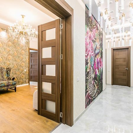 Sweet Home 6 Vip Rustaveli Avenue Tbilisi Exterior photo