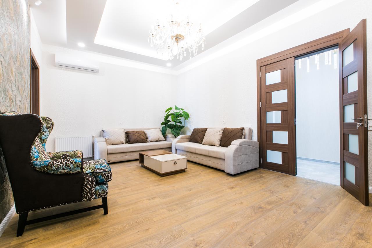 Sweet Home 6 Vip Rustaveli Avenue Tbilisi Exterior photo